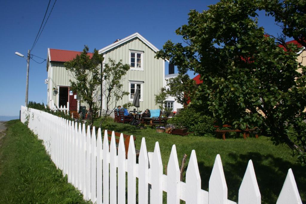 Kristina Apartment & Alma House 안데네스 외부 사진