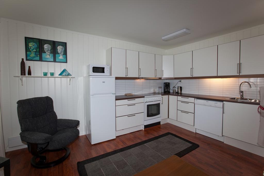 Kristina Apartment & Alma House 안데네스 외부 사진